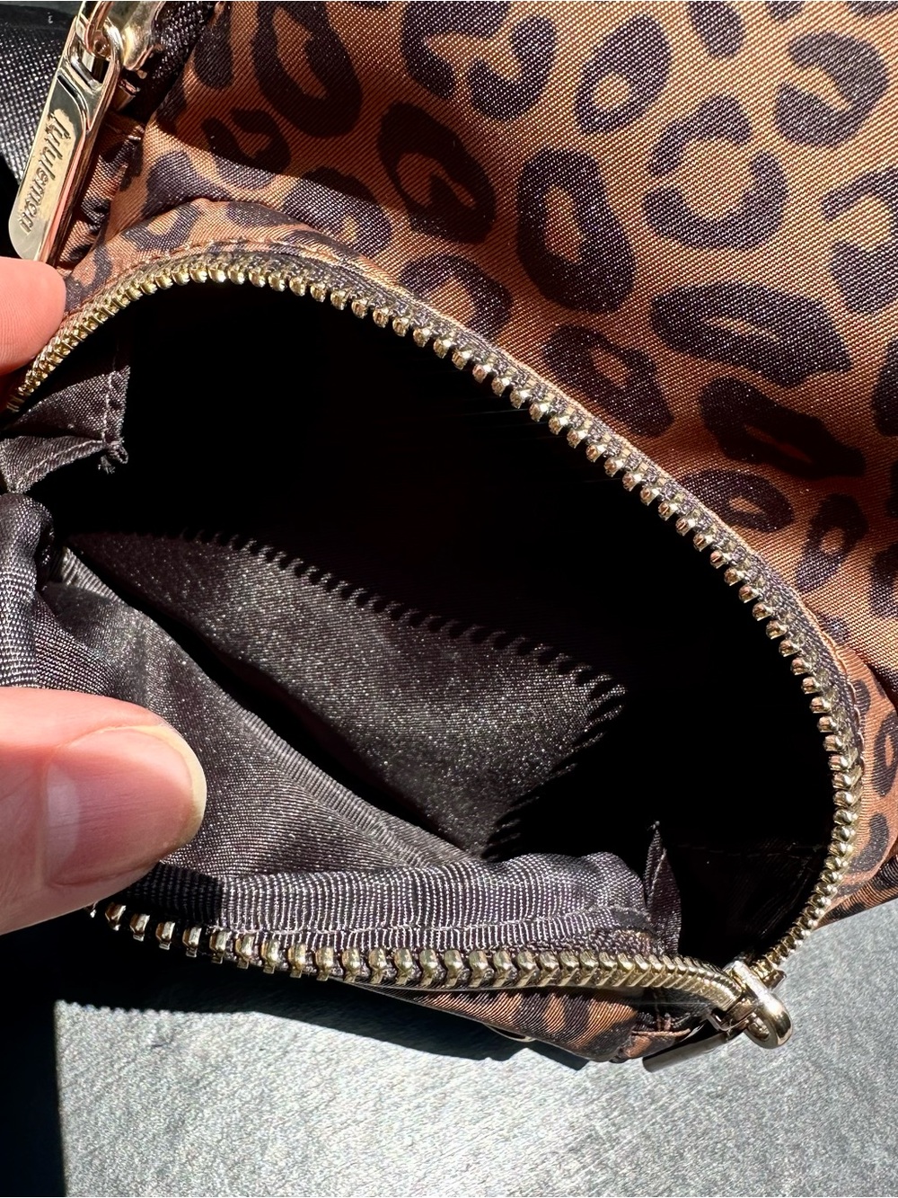 lululemon athletica Everywhere Small Sling Bag 2L Leopard Print Gold Hardware - Picture 12 of 14